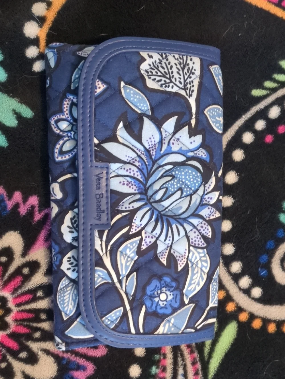 Vera Bradley Blue Floral Quilted Clutch Wallet Wristlet Tropics Tapestry - Picture 1 of 7